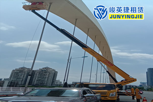 忻城柳州桥梁检测施工现场